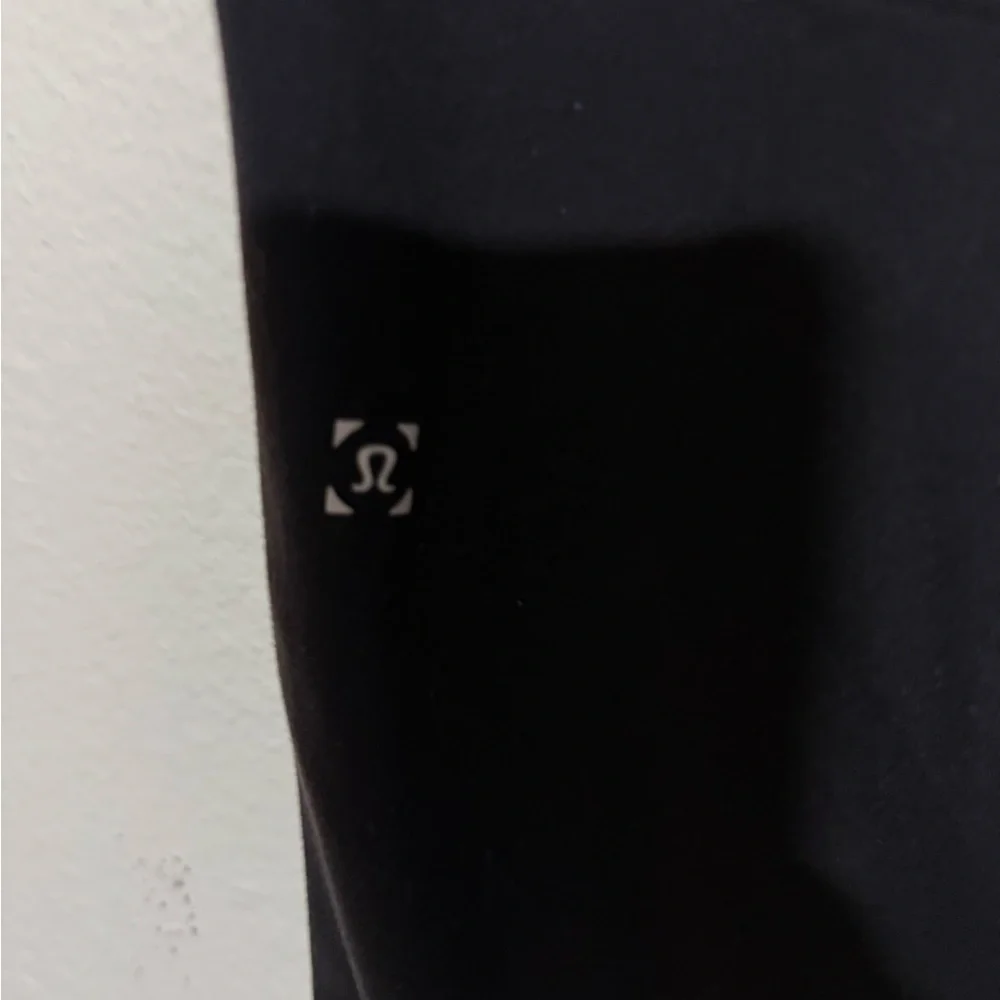lululemon athletica Men's Classic Black Joggers - Picture 4 of 5